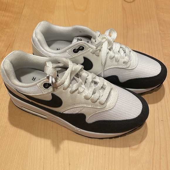 Nike Air Max 1 Like New Women’s size 6.5 - Picture 6 of 11